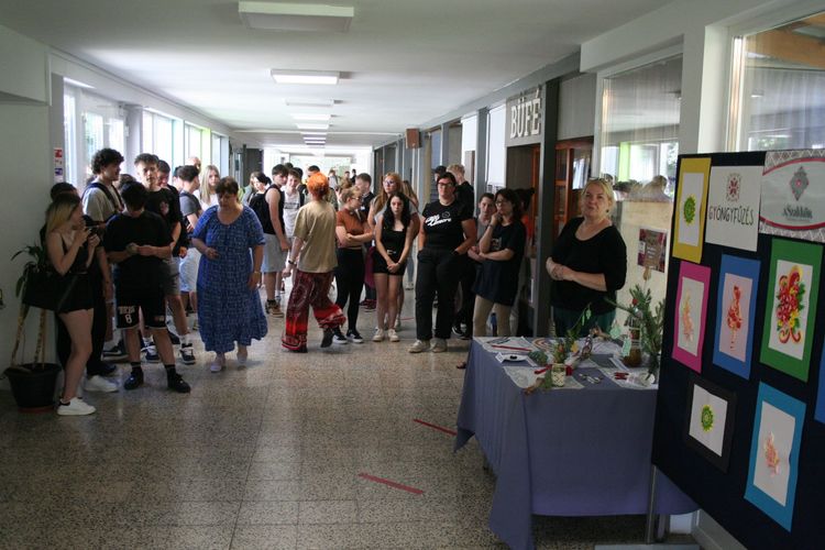 ASzakkör évadzáró kiállítás